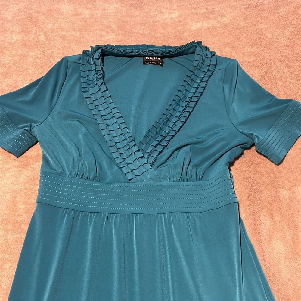 BCBG Paris V-Neck Dress - Picture 3 of 11